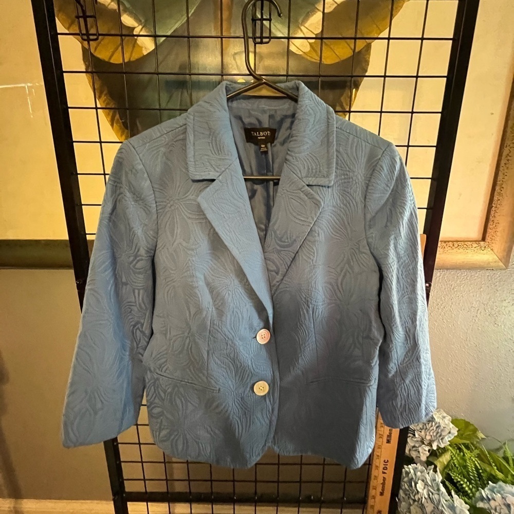 Talbots Blue Tailored Blazer for Professional Wear